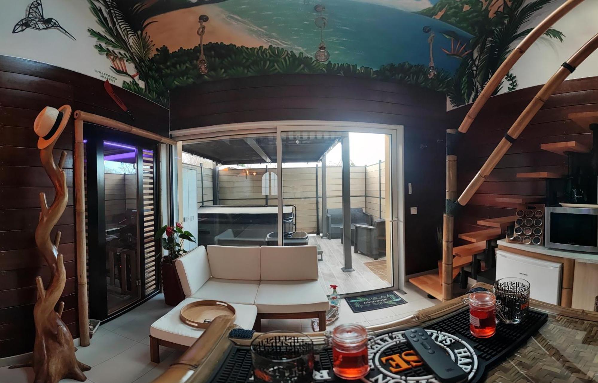 La Kaz Rhumantique Sauna And Spa Privatif La Rivière-Saint-Sauveur Dış mekan fotoğraf